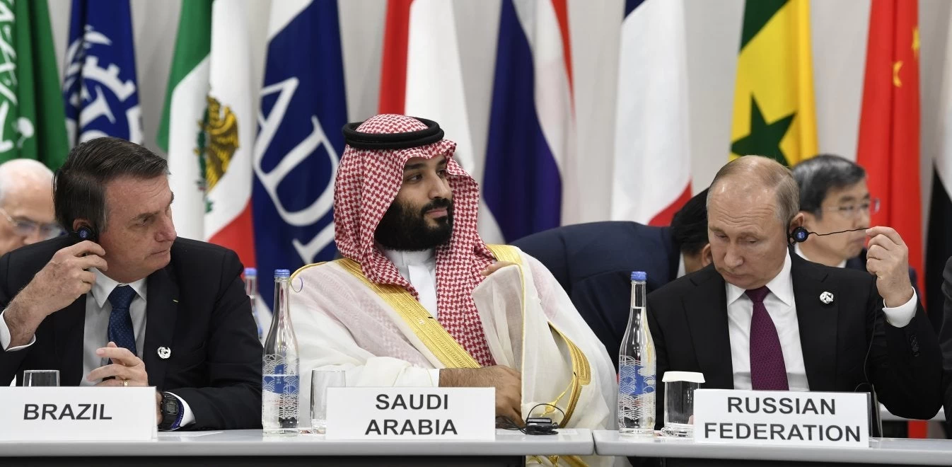 Γιατί ο Πούτιν είχε την προσωπική του κούπα στο δείπνο της G20; Τί φοβάται; (βίντεο)